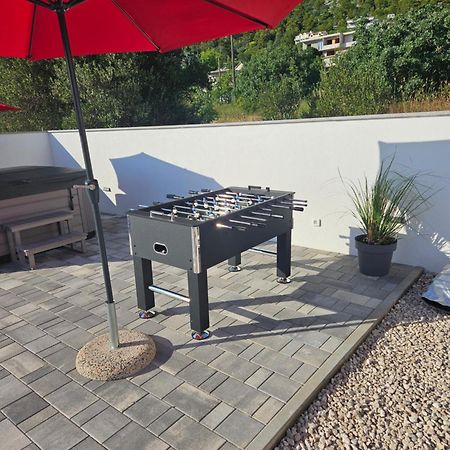 Apartman Koko With Private Jacuzzi Makarska Dış mekan fotoğraf