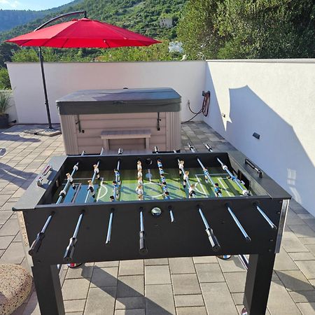 Apartman Koko With Private Jacuzzi Makarska Dış mekan fotoğraf