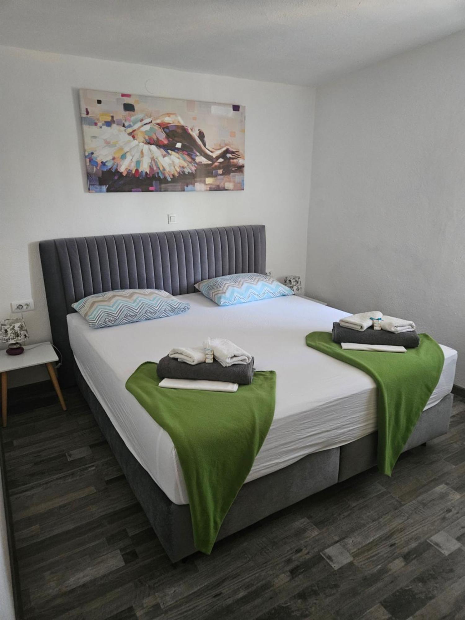 Apartman Koko With Private Jacuzzi Makarska Dış mekan fotoğraf