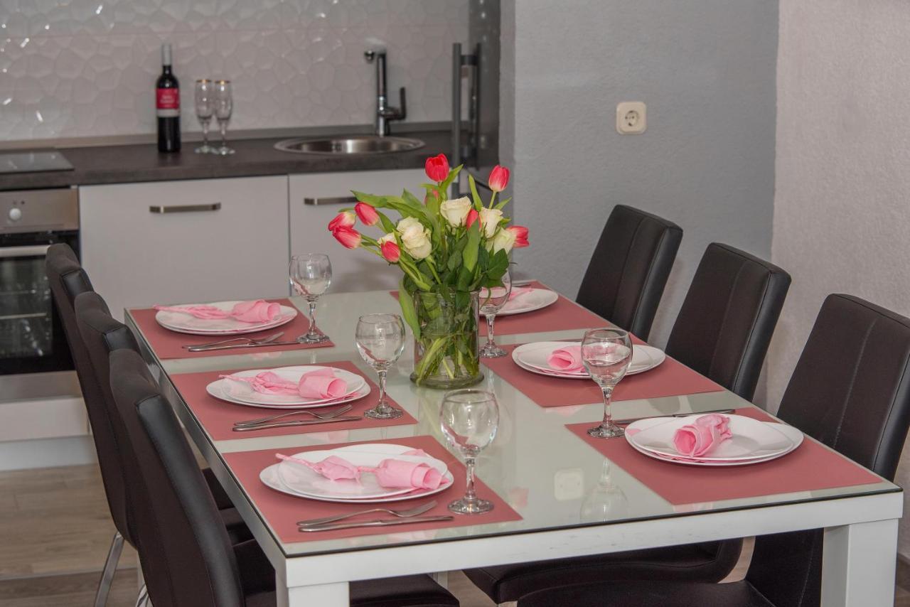 Apartman Koko With Private Jacuzzi Makarska Dış mekan fotoğraf